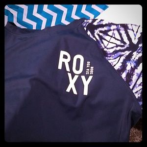 Roxy navy blue rashguard